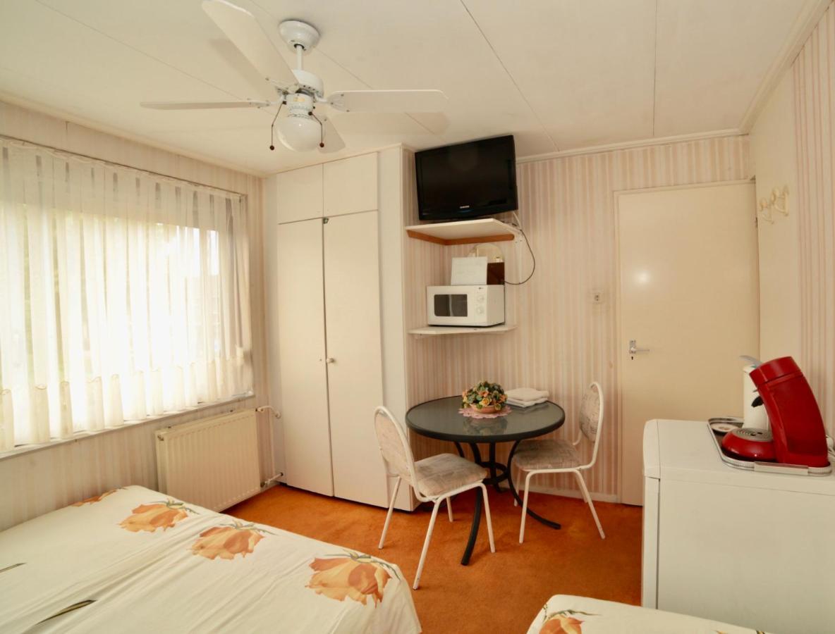 Kuipers Bed Acomodação com café da manhã Volendam Exterior foto